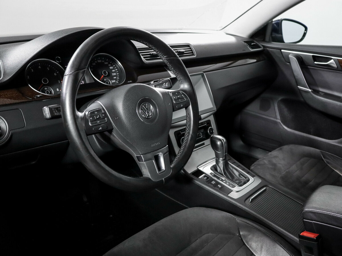 Купить Volkswagen Passat B7, 2011, 148 869 км, фото №11