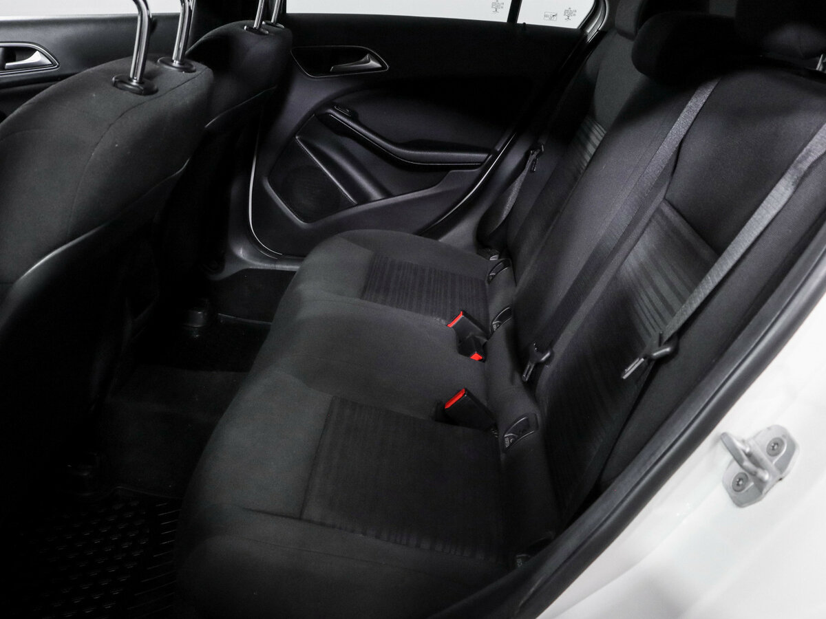 Купить Mercedes-Benz A-Класс 180 III (W176), 2014, 45 573 км, фото №7