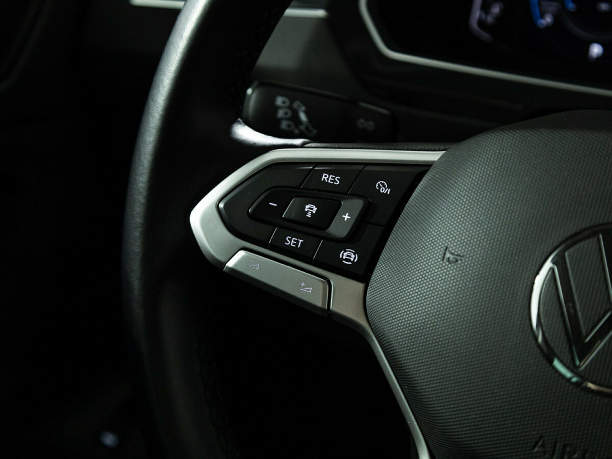 Купить Volkswagen Tiguan II Рестайлинг, 2021, 59 695 км, фото №19