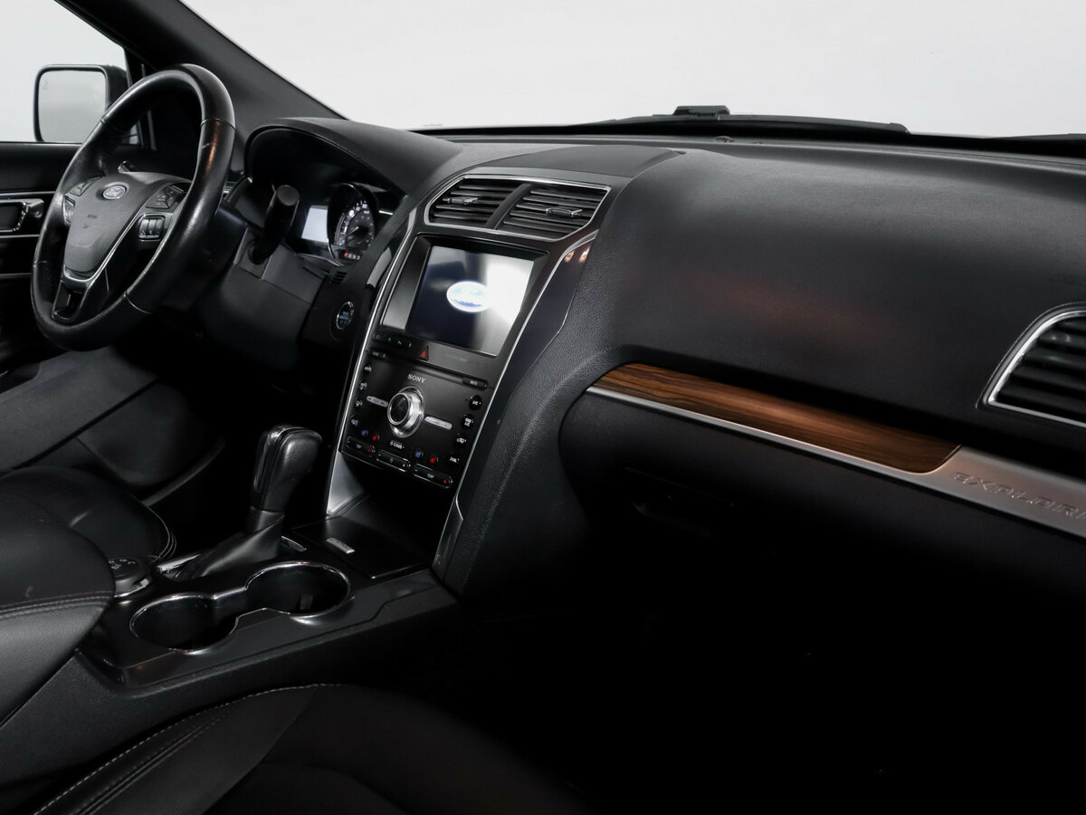 Купить Ford Explorer V Рестайлинг 2, 2019, 188 948 км, фото №9