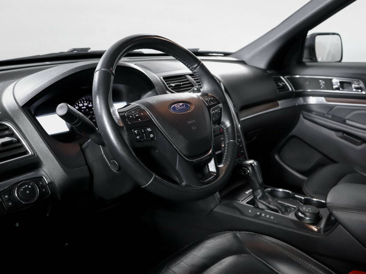 Купить Ford Explorer V Рестайлинг 2, 2019, 188 948 км, фото №13