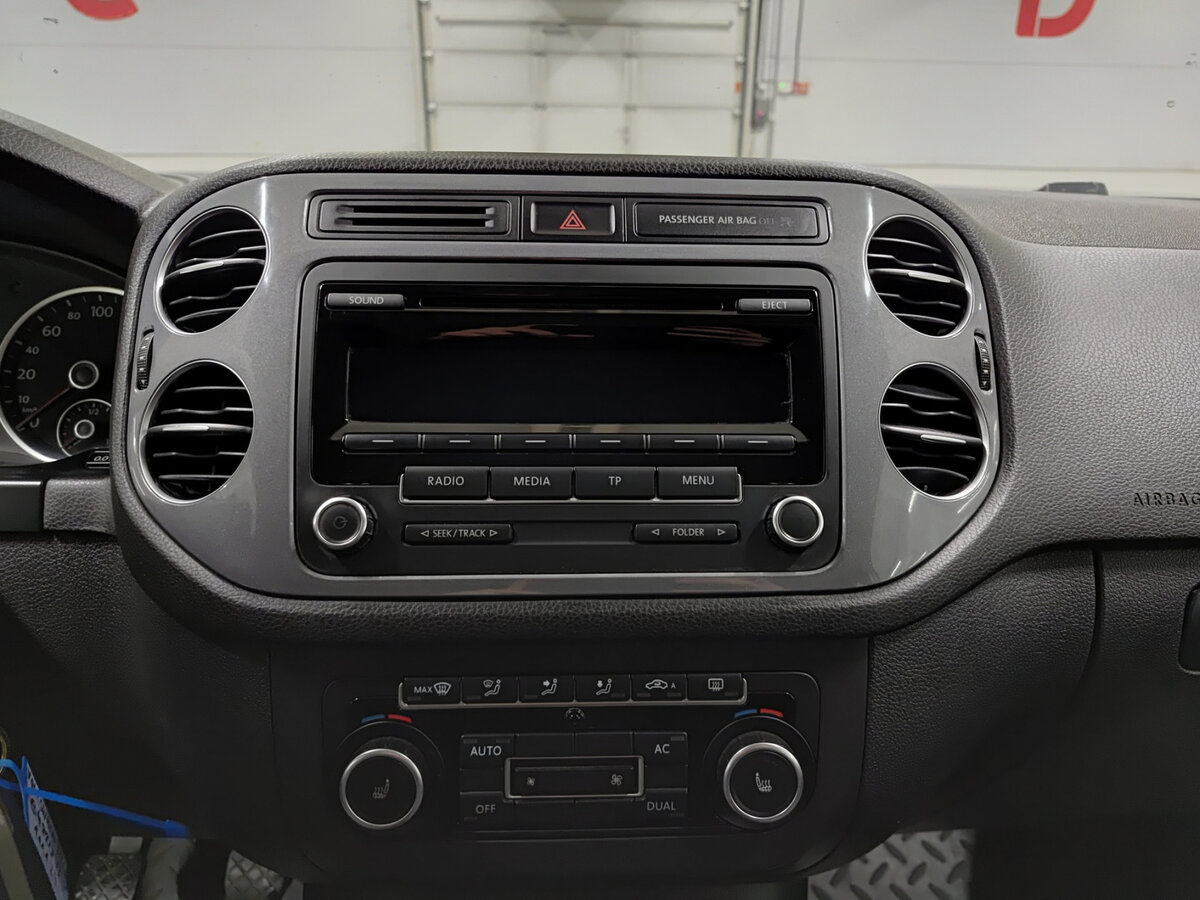 Купить Volkswagen Tiguan I Рестайлинг, 2011, 172 692 км, фото №15