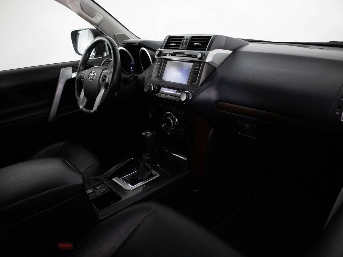 Купить Toyota Land Cruiser Prado 150 Series Рестайлинг 1, 2016, 150 101 км, фото №18