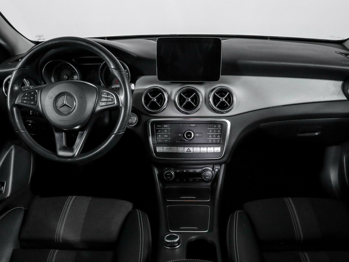 Купить Mercedes-Benz GLA 250 I (X156) Рестайлинг, 2019, 43 422 км, фото №10