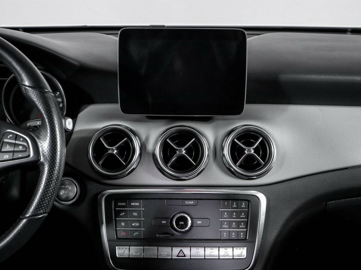 Купить Mercedes-Benz GLA 250 I (X156) Рестайлинг, 2019, 43 422 км, фото №11