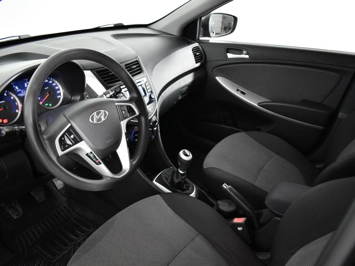 Купить Hyundai Solaris I, 2011, 265 501 км, фото №9