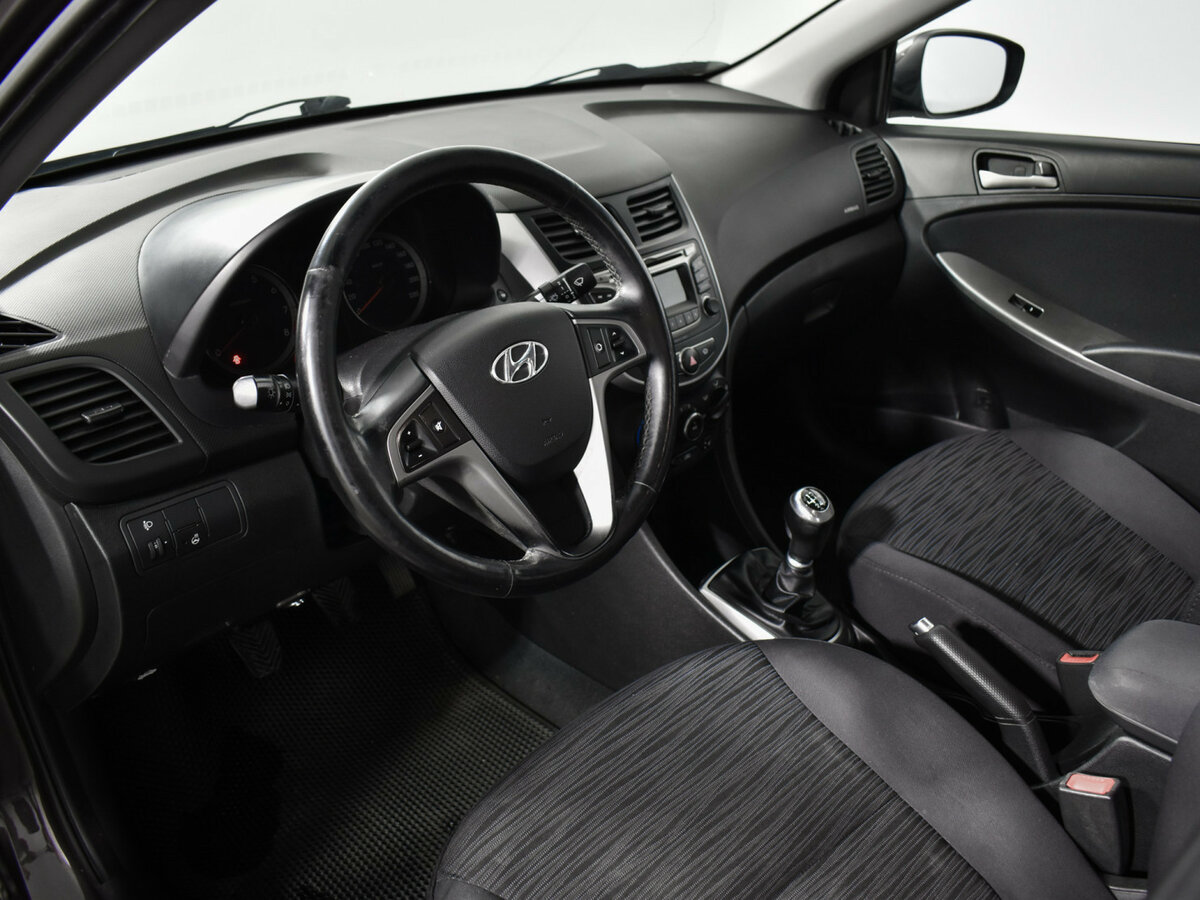 Купить Hyundai Solaris I Рестайлинг, 2016, 147 744 км, фото №9