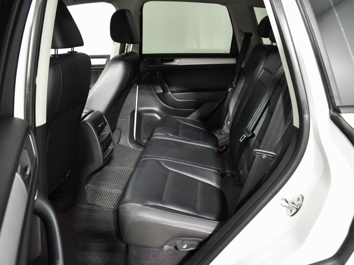 Купить Volkswagen Touareg II Рестайлинг, 2015, 217 188 км, фото №11