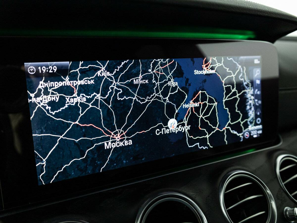 Купить Mercedes-Benz E-Класс 220 d V (W213, S213, C238), 2019, 107 450 км, фото №15