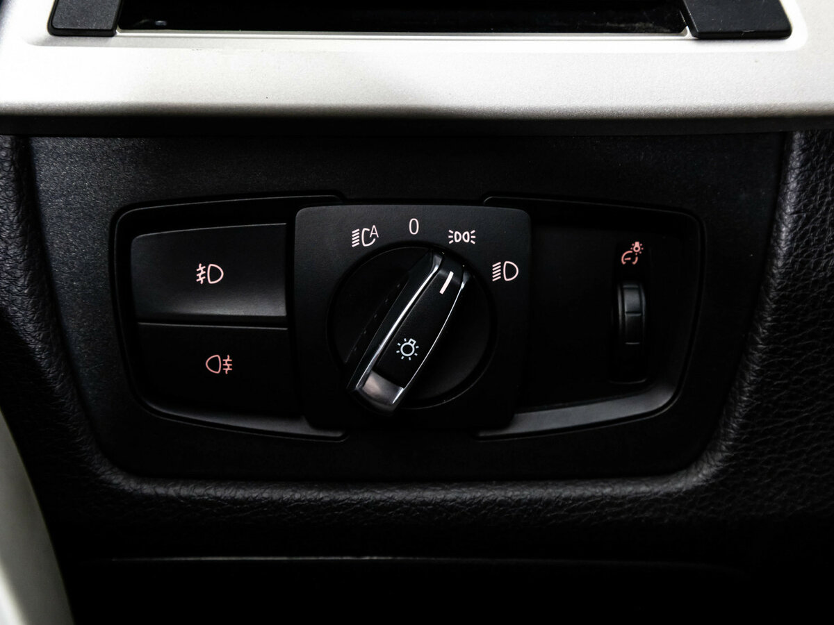 Купить BMW 3 серии 320i VI (F3x) Рестайлинг, 2016, 116 214 км, фото №16