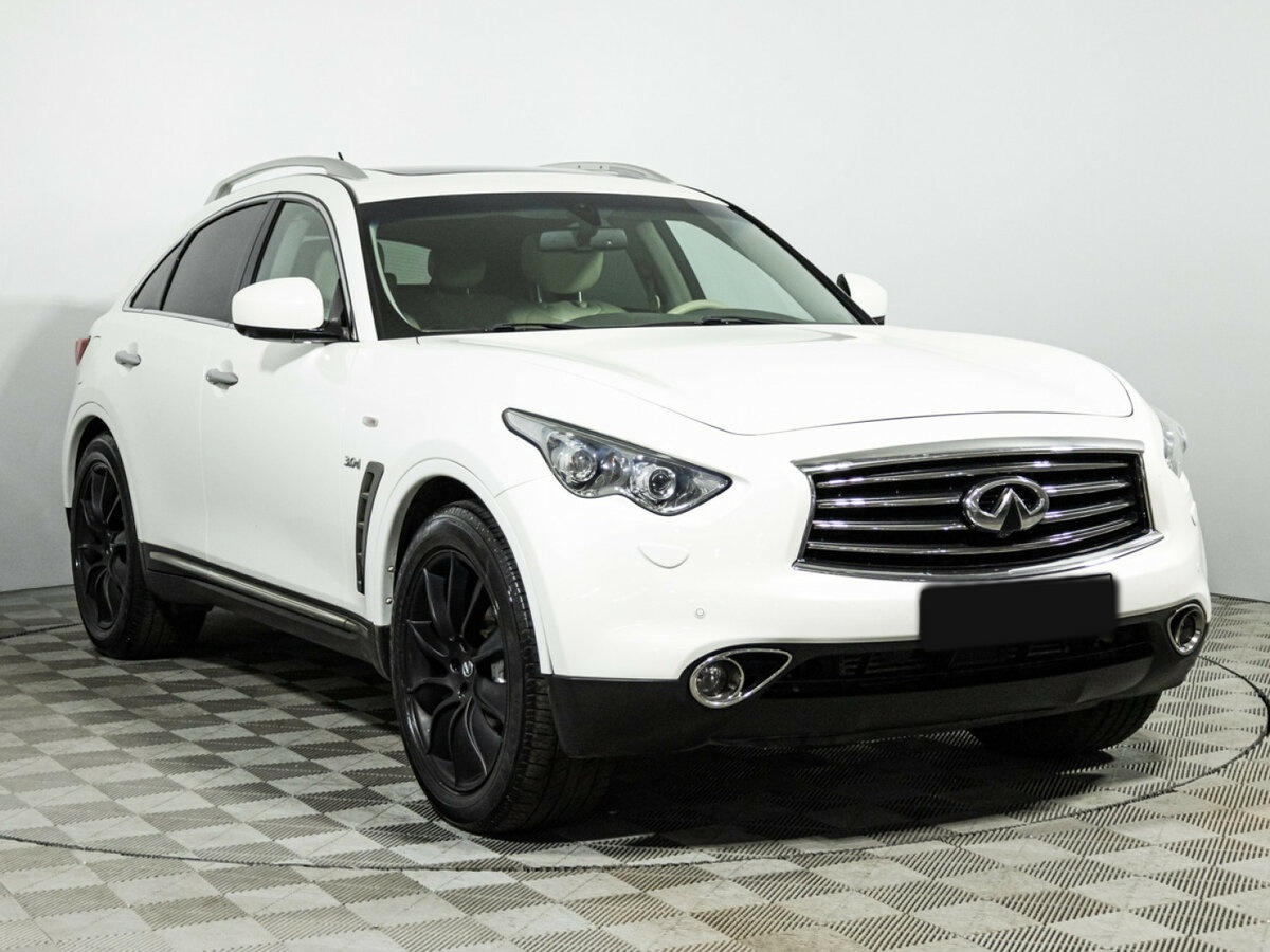 Infiniti QX70