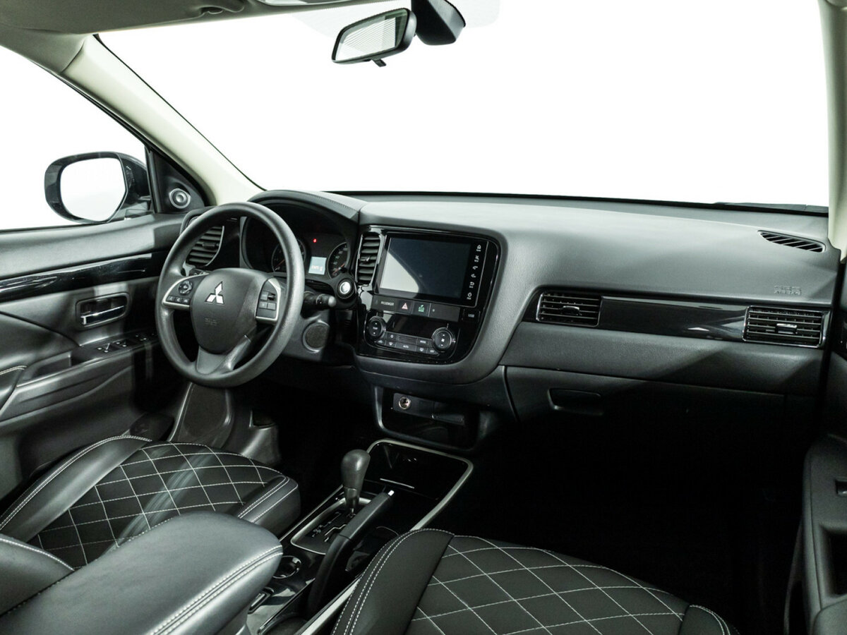 Купить Mitsubishi Outlander III Рестайлинг 3, 2022, 32 511 км, фото №7