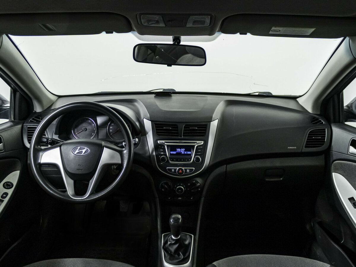 Купить Hyundai Solaris I, 2011, 188 284 км, фото №10