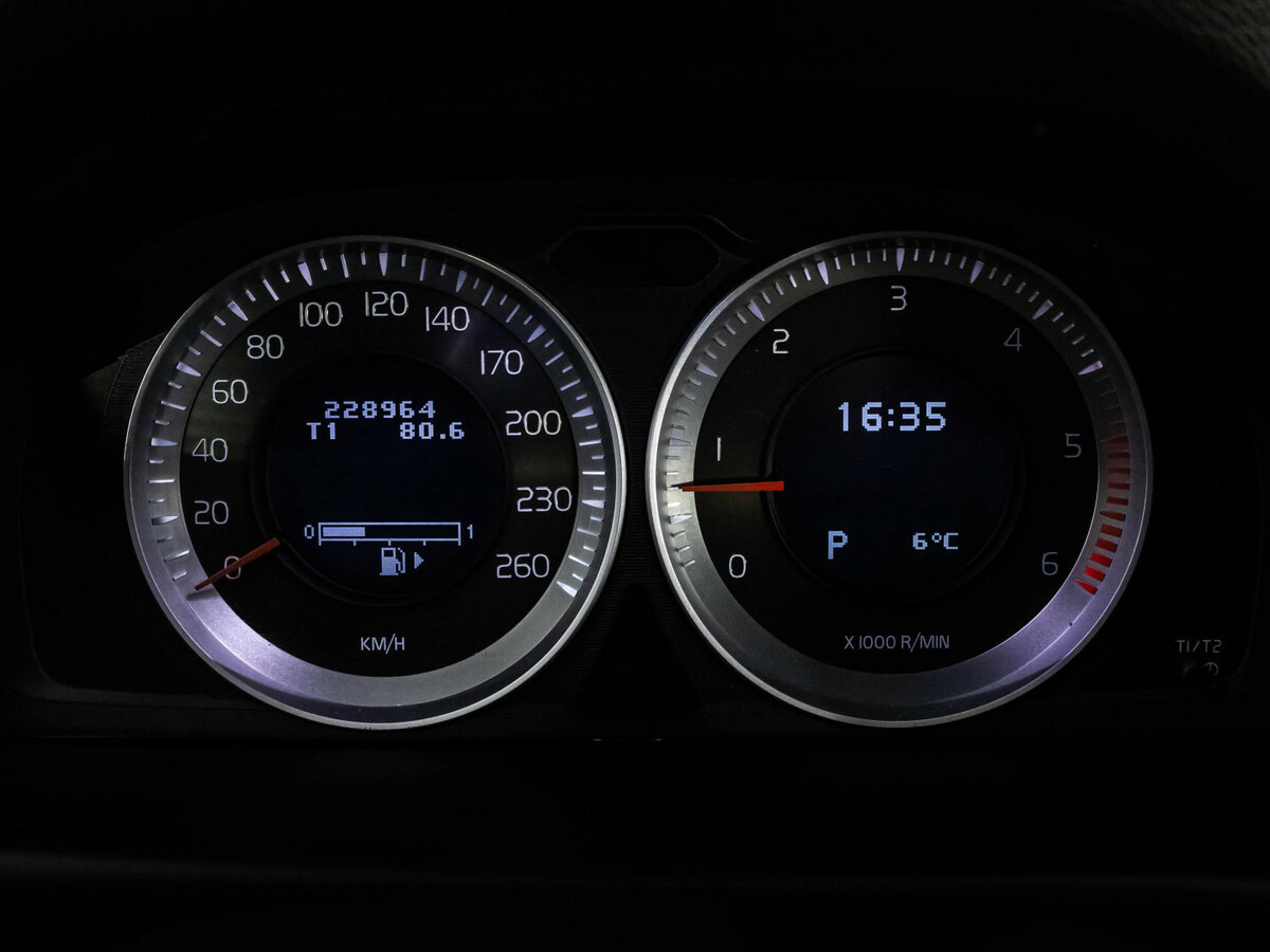 Купить Volvo XC70 II, 2011, 228 963 км, фото №27