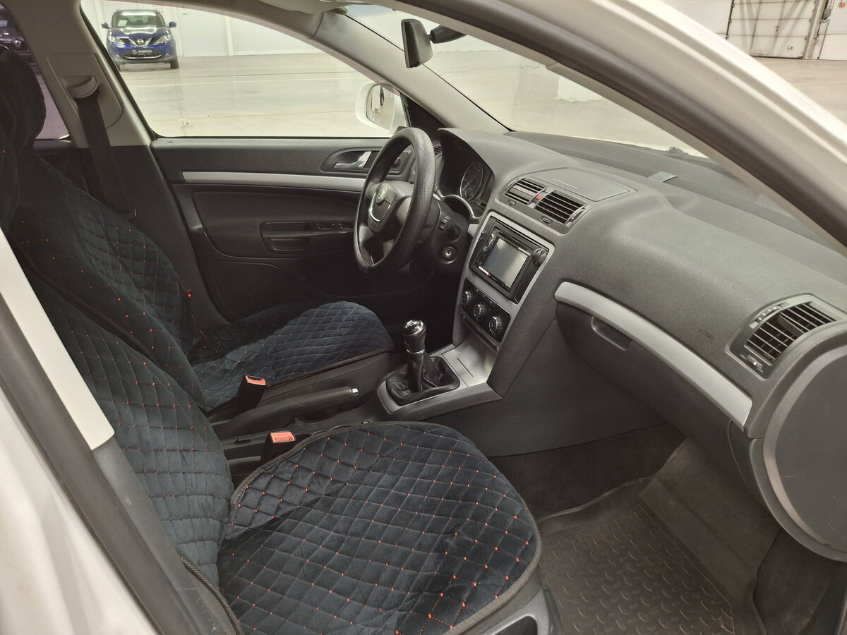 Купить Skoda Octavia II (A5) Рестайлинг, 2011, 288 610 км, фото №11