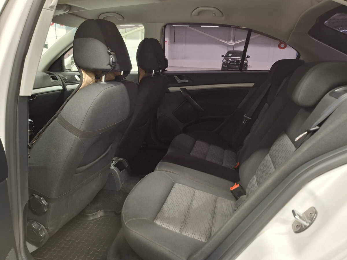 Купить Skoda Octavia II (A5) Рестайлинг, 2011, 288 610 км, фото №12