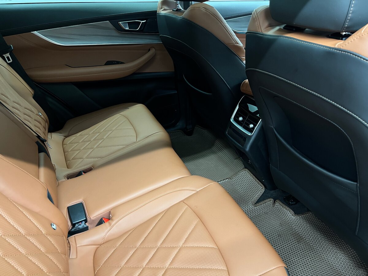 Купить Chery Tiggo 8 Pro e+, 2023, 17 143 км, фото №11