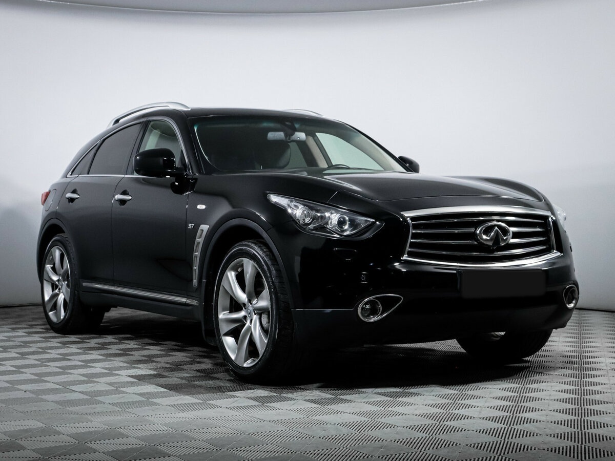 Infiniti QX70