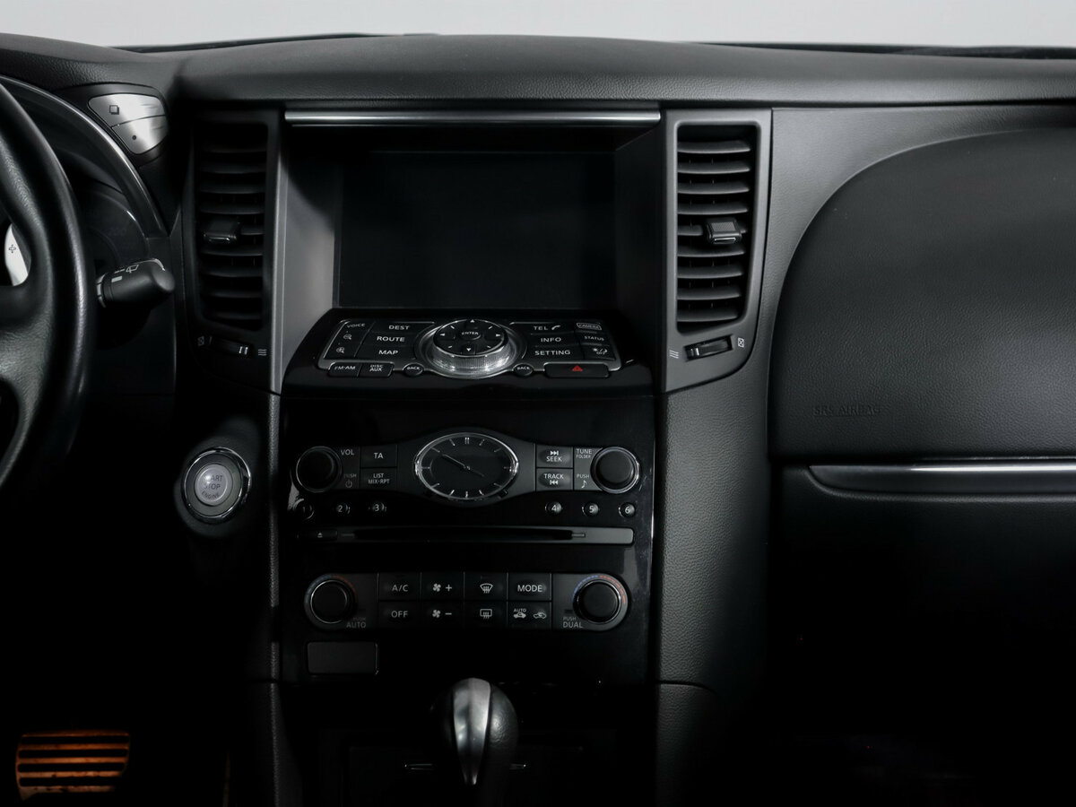 Купить Infiniti QX70, 2015, 114 311 км, фото №13