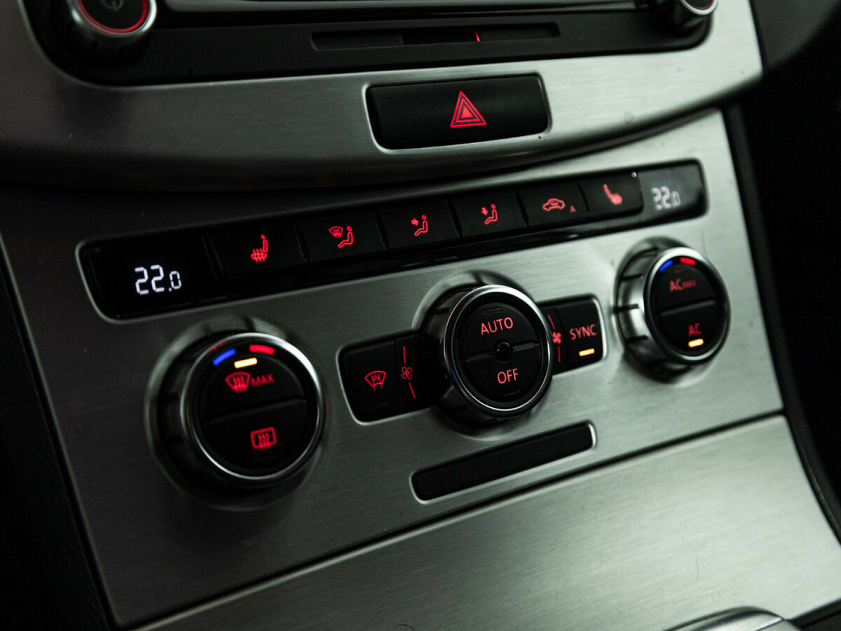 Купить Volkswagen Passat B7, 2011, 258 952 км, фото №15