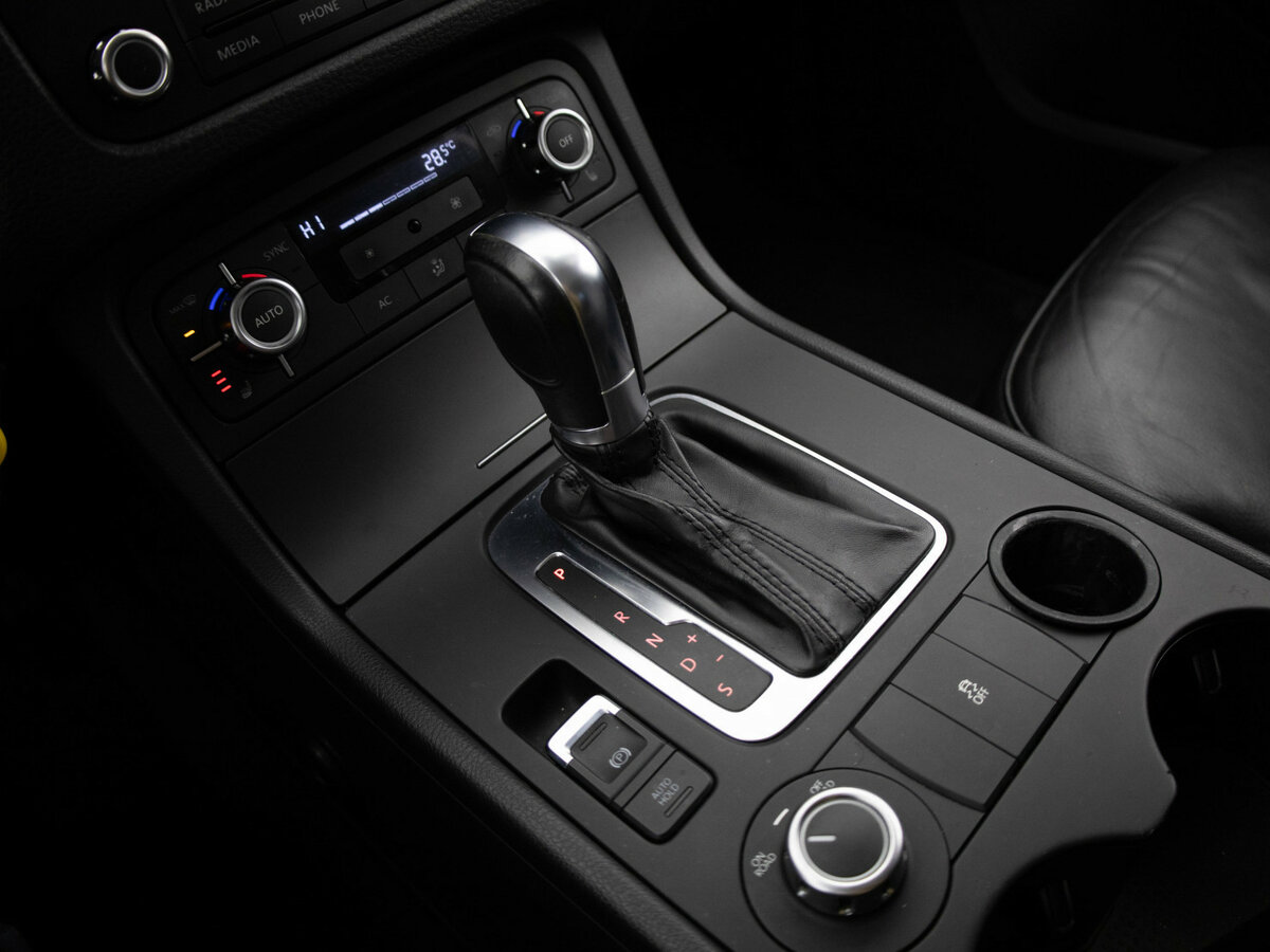 Купить Volkswagen Touareg II, 2011, 156 816 км, фото №13