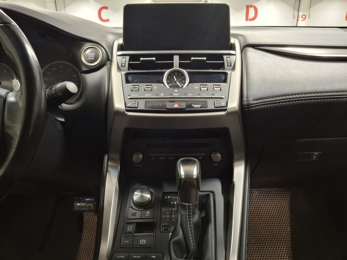 Купить Lexus NX 300 I Рестайлинг, 2018, 134 358 км, фото №14