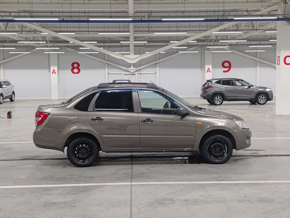 Купить Lada (ВАЗ) Granta I, 2013, 93 343 км, фото №4