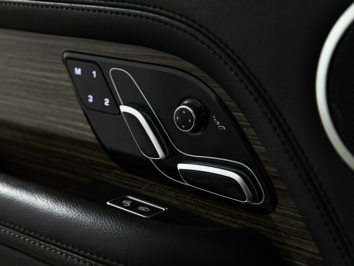 Купить Land Rover Range Rover Long IV Рестайлинг, 2018, 97 792 км, фото №20