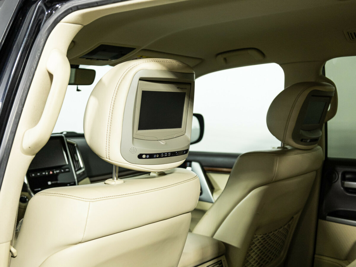 Купить Toyota Land Cruiser Arctic Trucks AT33 200 Series Рестайлинг 2, 2015, 300 813 км, фото №13