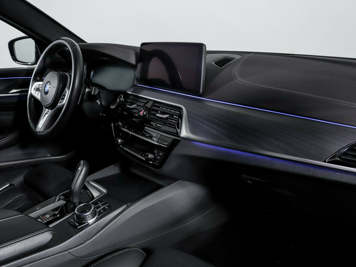 Купить BMW 5 серии 530d xDrive VII (G30/G31/G38) Рестайлинг, 2022, 61 020 км, фото №7