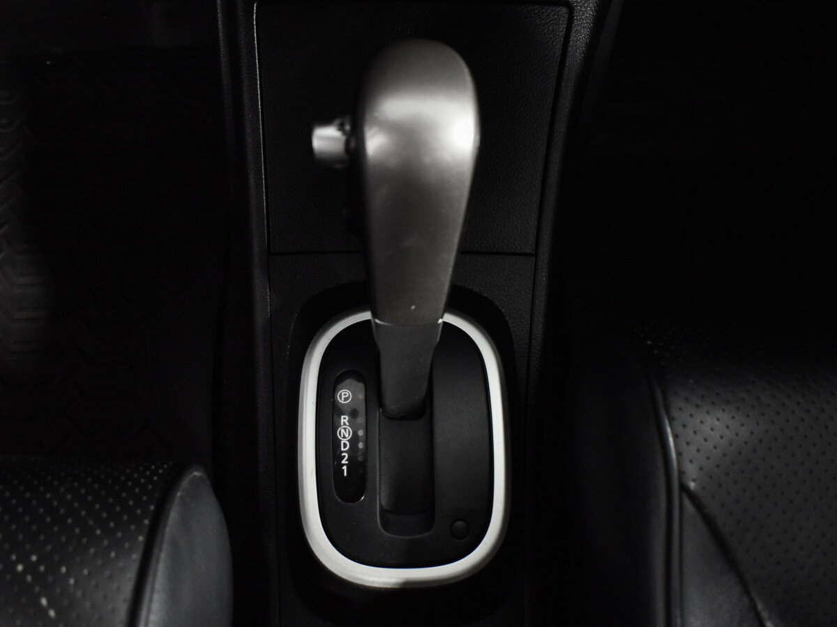 Купить Nissan Tiida I, 2008, 245 418 км, фото №16