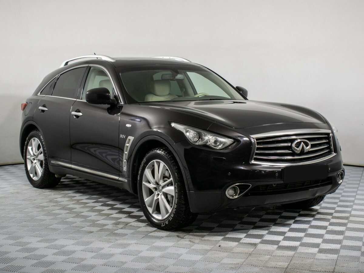 Infiniti QX70