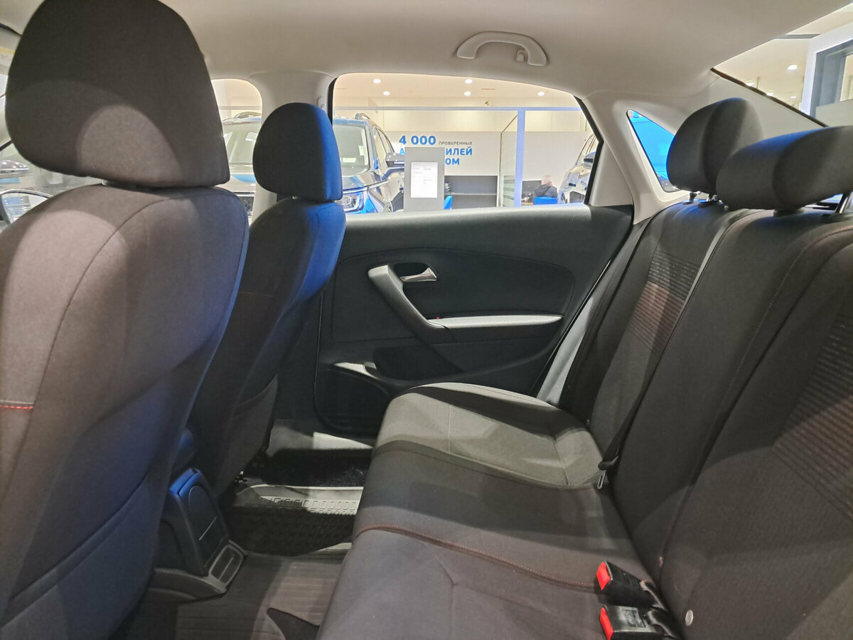 Купить Volkswagen Polo V Рестайлинг, 2017, 41 987 км, фото №12