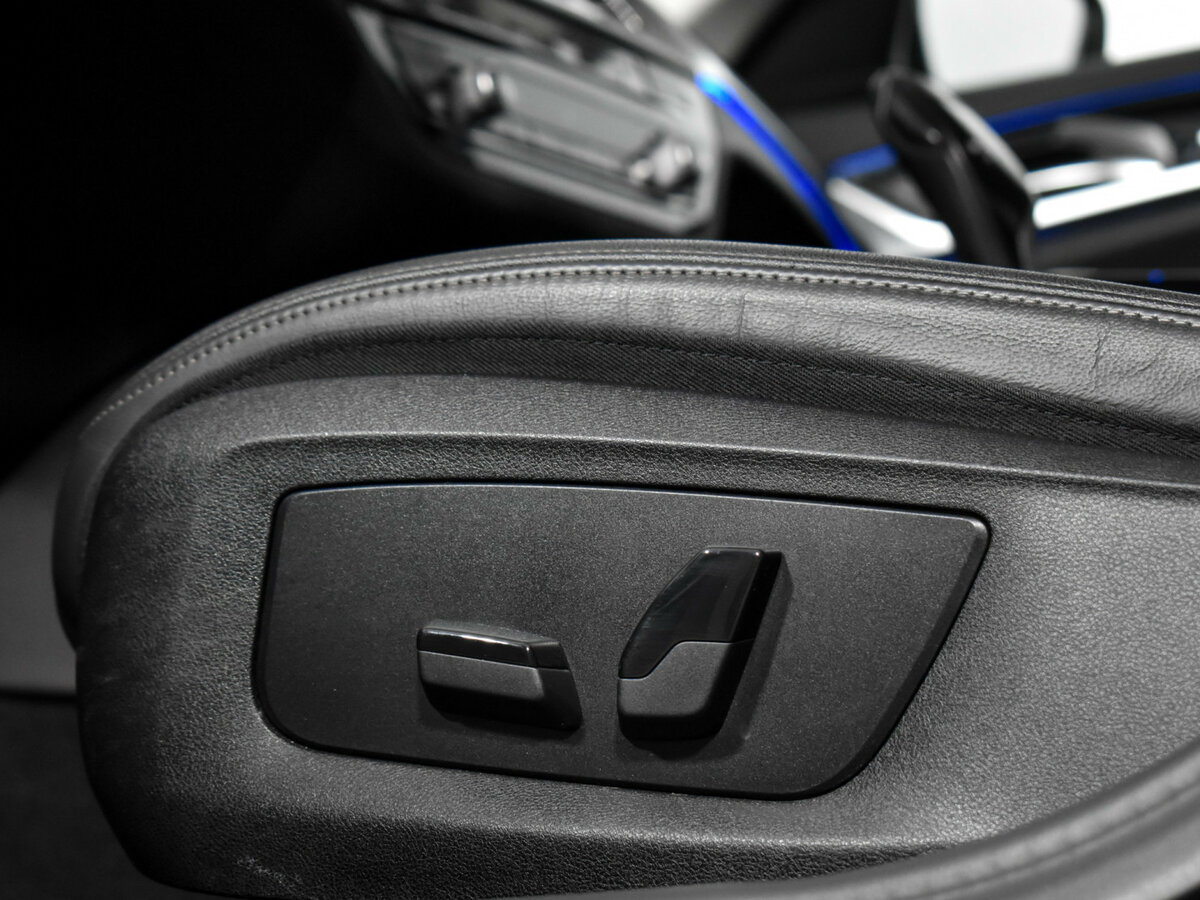 Купить BMW 5 серии 520d xDrive VII (G30/G31/G38) Рестайлинг, 2020, 143 000 км, фото №8