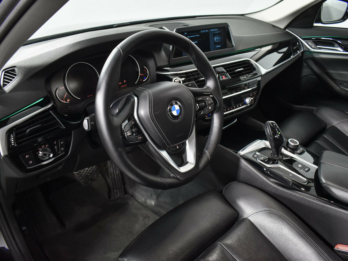 Купить BMW 5 серии 520d VII (G30/G31/G38), 2019, 155 447 км, фото №9