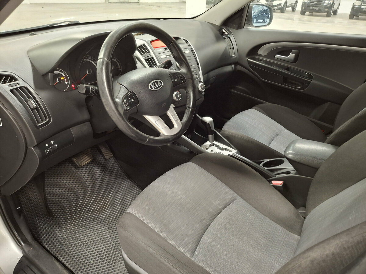 Купить Kia Ceed I Рестайлинг, 2011, 194 129 км, фото №16