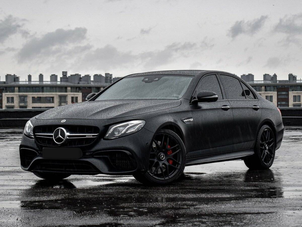 Mercedes-Benz E-Класс AMG